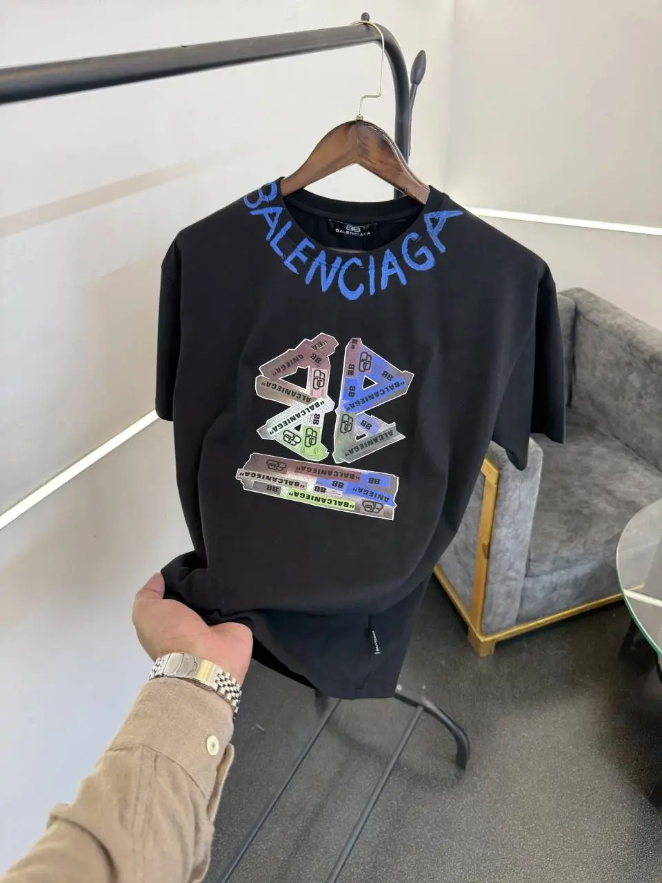 Balenciaga a oversize drop shoulder imported round neck tshirt black - Image 2