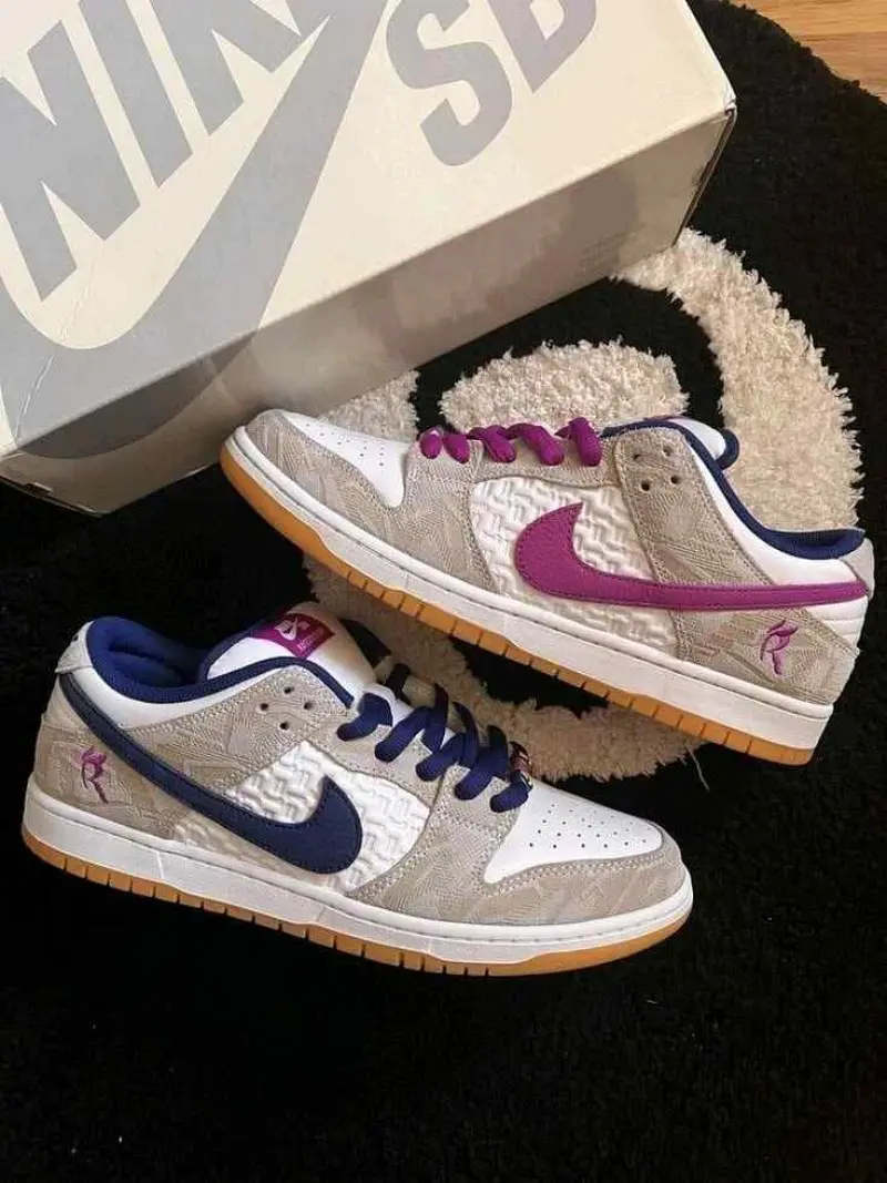 Nike SB Dunk Low Rayssa Leal 1710 - Image 5