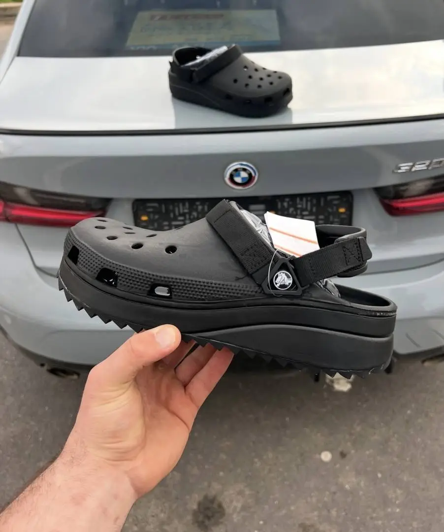 Crocs Classic Hiker Clogs All black - Image 12
