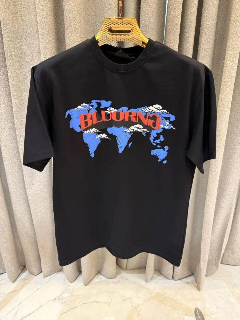 BLU ORNG World Map Print Round Neck T-shirt Black