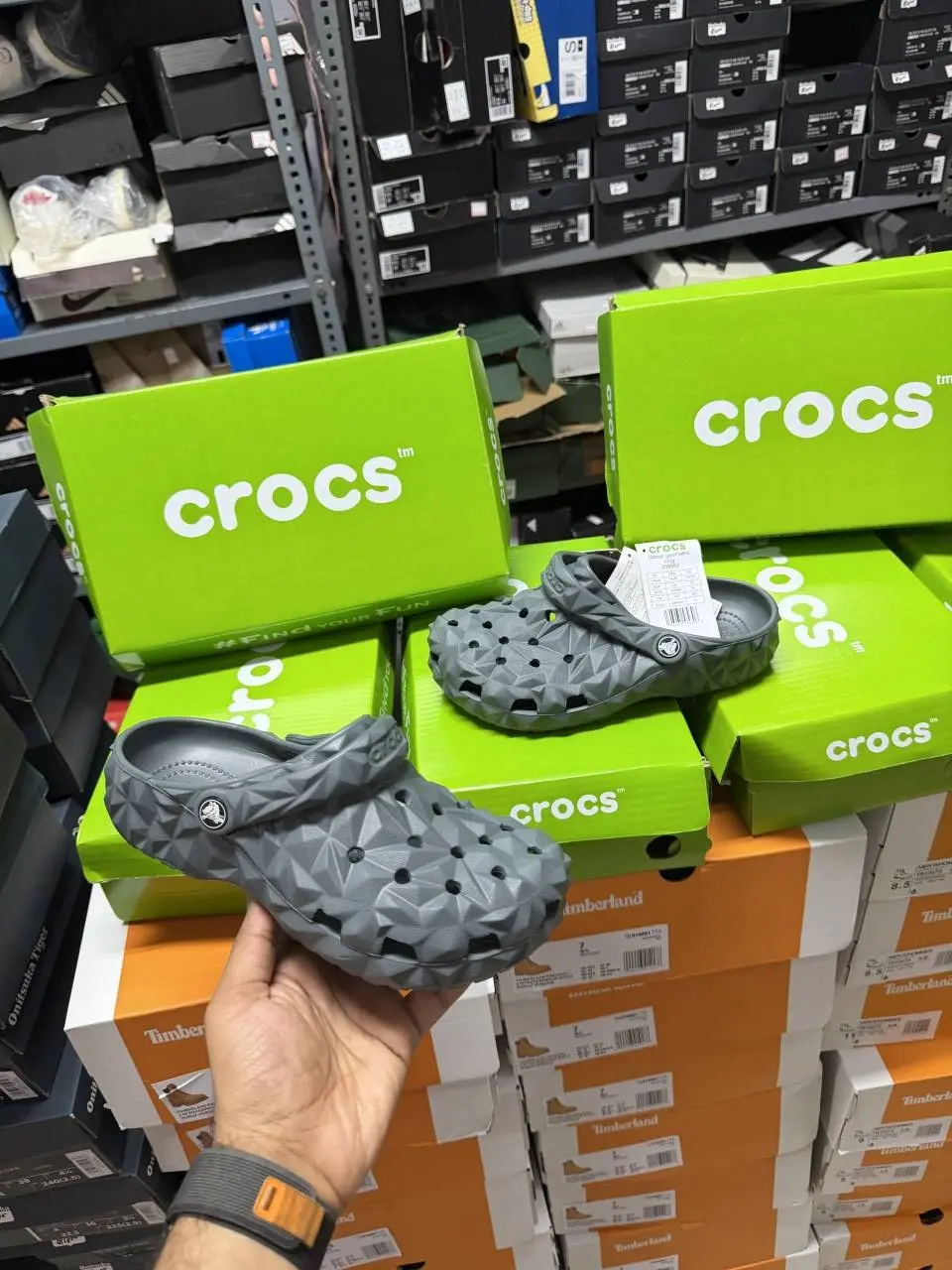 Crocs Classic Geometric Clogs Grey - Image 3