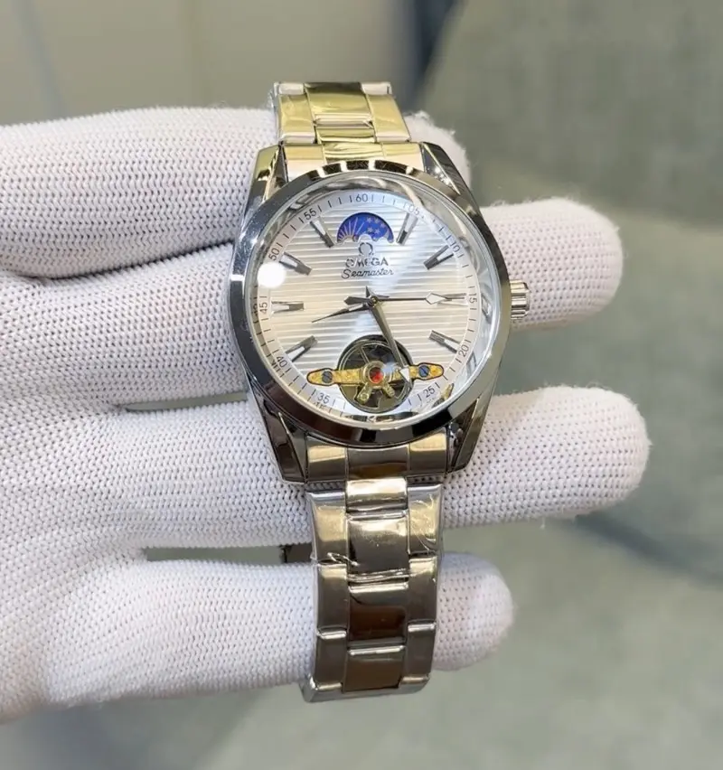 Omega Silver Battery