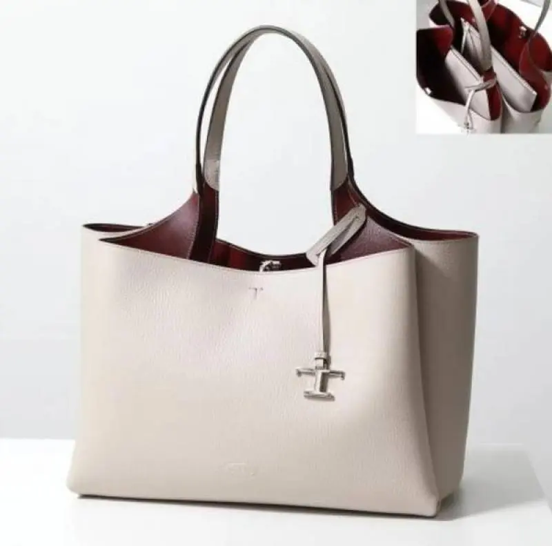 Todd's T Timeless 2026 Premium Quality Leather Shopping Bag With OG Magnetic Box With Dust Bag (White - 1130) - Image 5