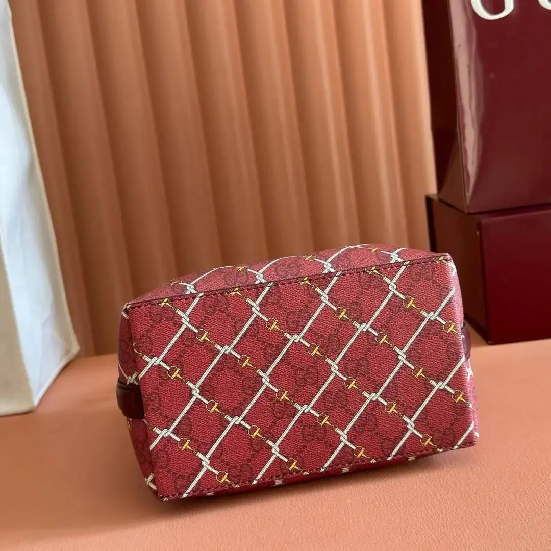 Gucci GG Emblem Premium Bucket Bag With OG Box & Dust Bag (Burgundy - 1250) - Image 3