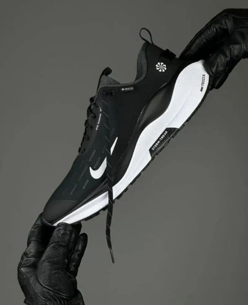 Nike Infinity Run 4 React Gore Tex Black White - Image 2