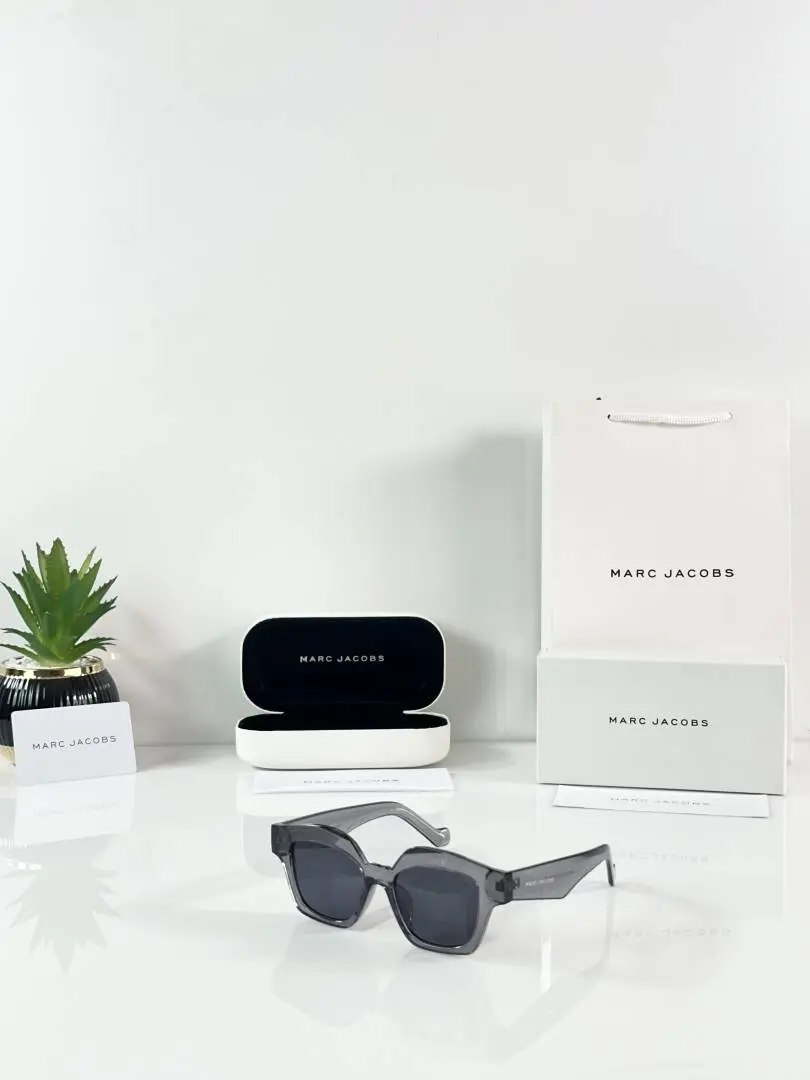 Marc Jacobs WMNS 3751 Grey