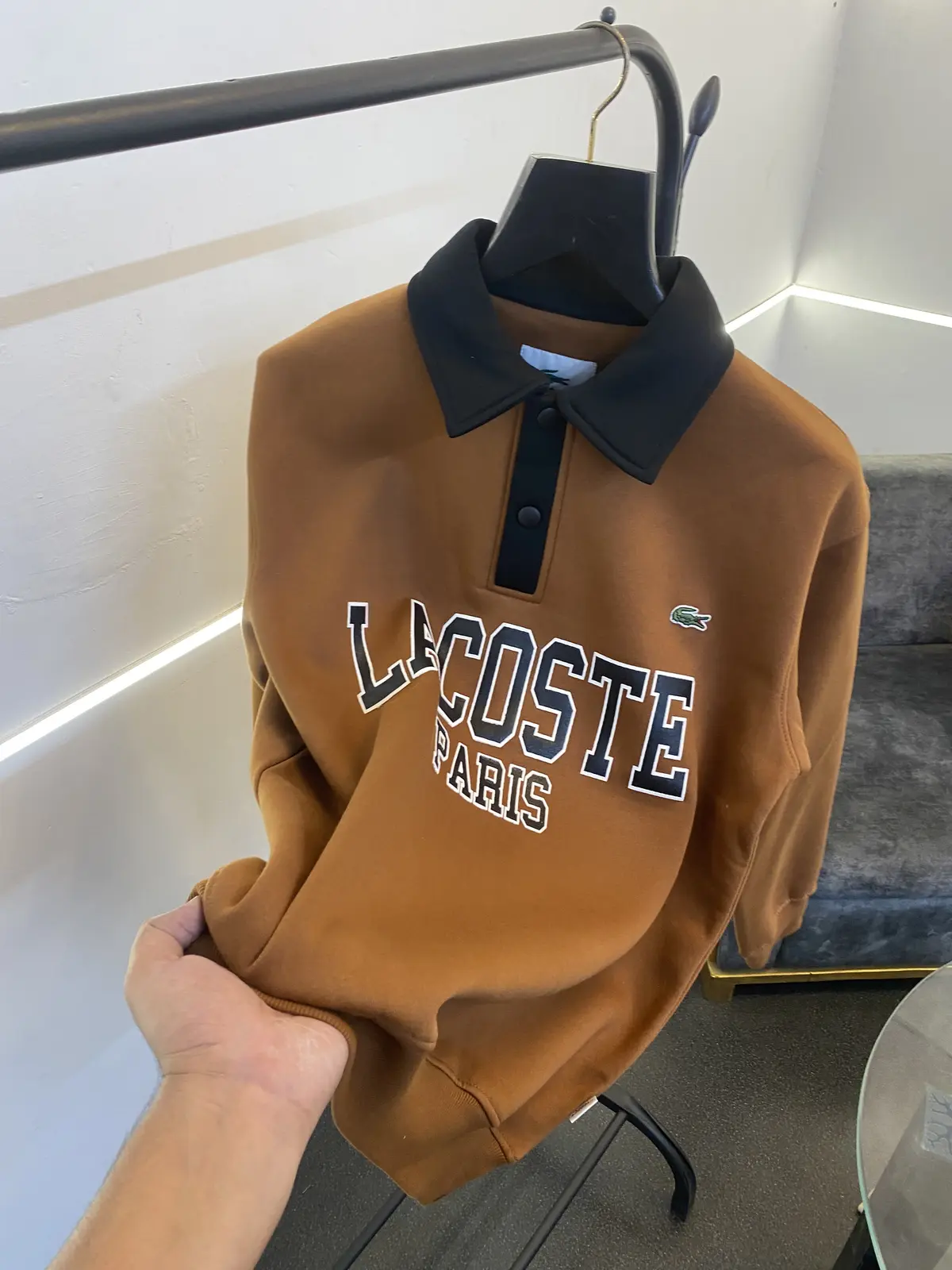Lacoste paris collar fleece imported sweatshirt brown - Image 2