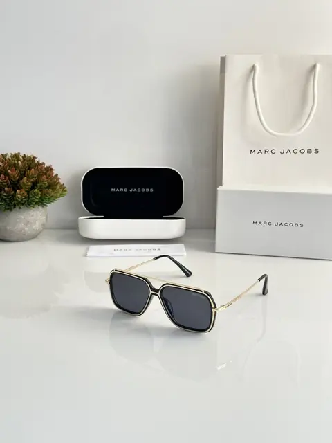 Marc Jacobs 2119 Gold Black