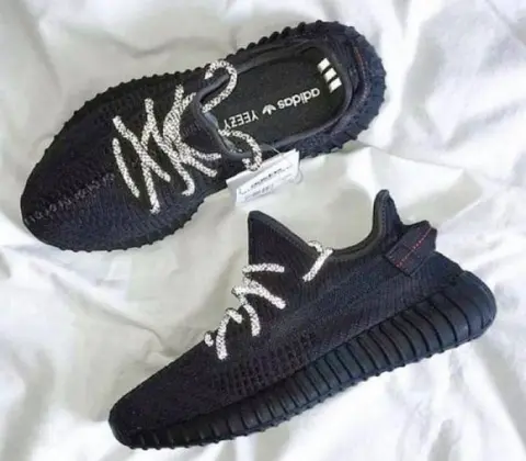 Yeezy 350 V2 Lace Reflective With All Accessories 594