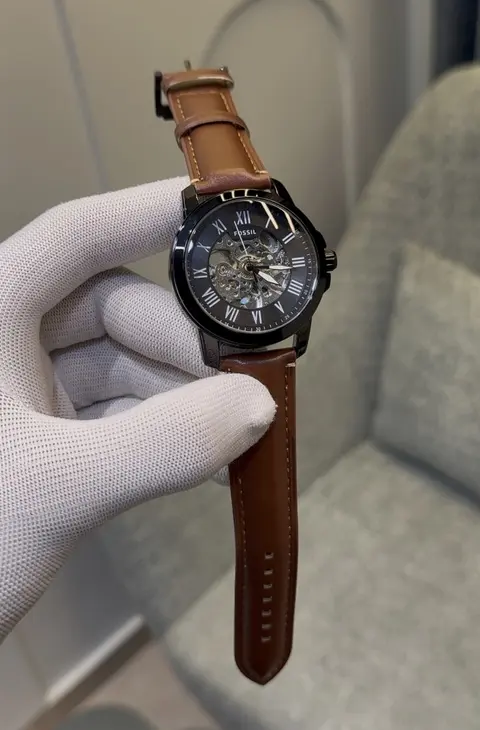 Fossil Grant Leather Brown
