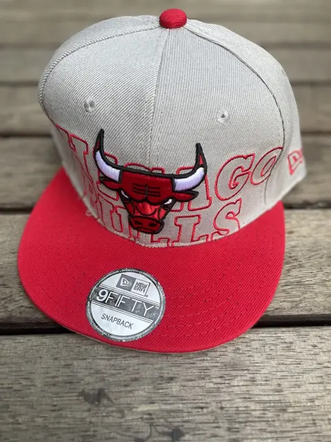 Chicago Bulls Draft Boys NBA Grey Premium Unisex Snapback Cap (With Box) 453