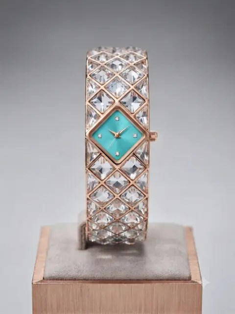 Swarvosk Curiosa Rose Tiffany 833