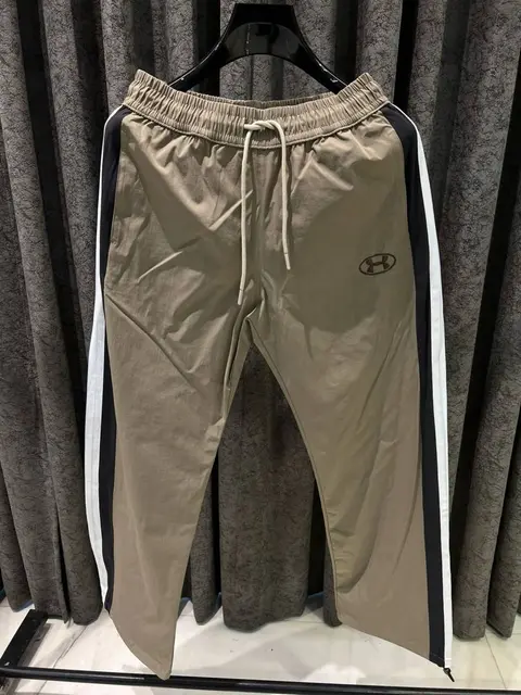 UNDER ARMOR IMPORTED STORE ARTICLE TRACK PANT