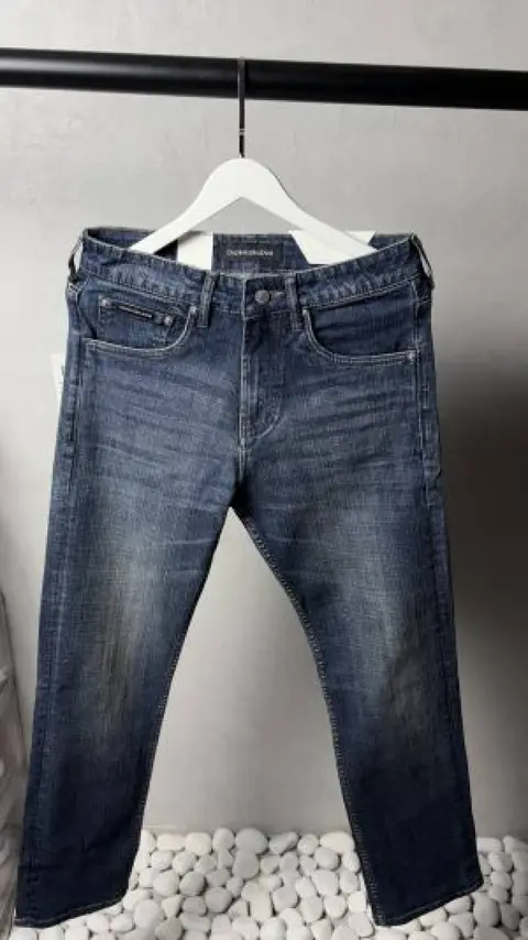 Calviin keliin Straight Fit Jeans 1202