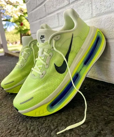 Nike Vomero Premium Volt Tint