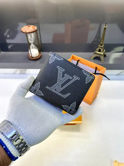 Louis Vuittion Black Premium Quality Wallet Fa 880