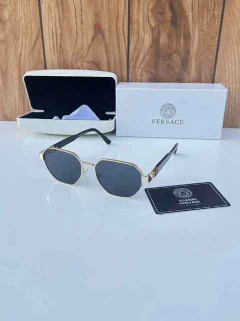 Versace 321 gold black