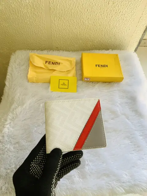 16 FENDY PRINTED PREMIUM QUALITY WALLET WITH BOX