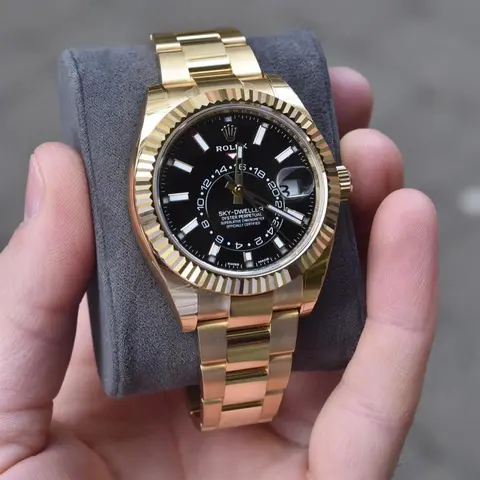Rolex Oyster perpetual Sky Dweller