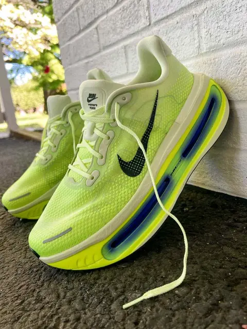 Nike Vomero Premium Volt Tint Sapphire 2659