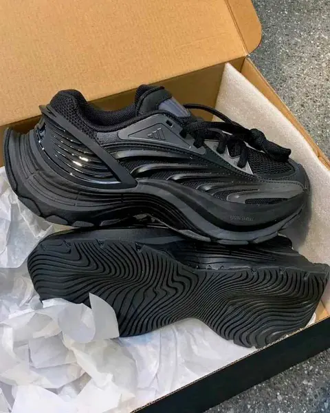 Adidas XLG MTW Black