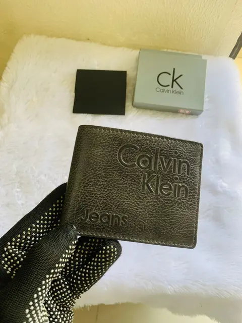 12 CK CALVIN KLINE PRINTED PREMIUM QUALITY WALLET WITH BOX