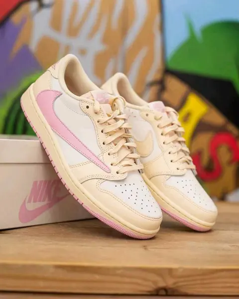Nike Air Jordan Retro 1 Travis Scott OG Shy Pink 1309