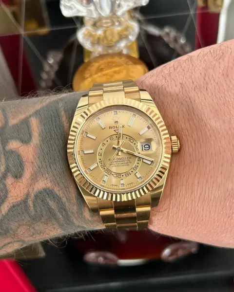 Rolex Oyster perpetual Sky Dweller