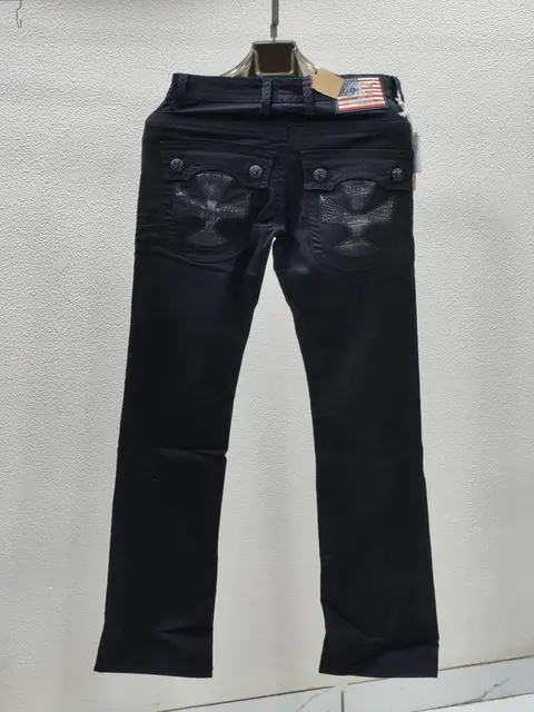 TRUE RELIGION IMPORTED STORE ARTICLE JEANS