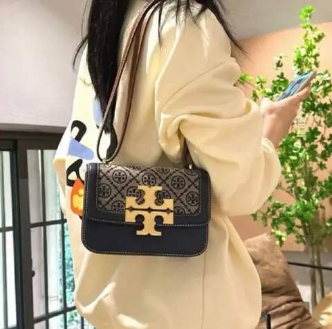 Tori Burch Eleanor Premium Quality Shoulder Bag With OG Magnetic Box & Dust Bag (Denim - 826)