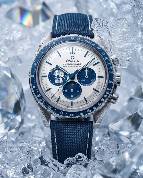 Omega Speedmaster Silver Snoopy