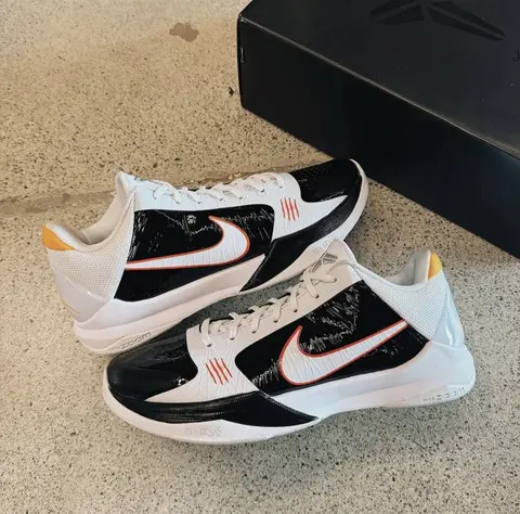 Nike KOBE 5 PROTRO BRUCE LEE