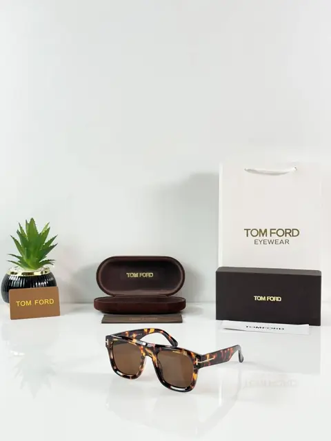 Tom 259 Tiger Brown