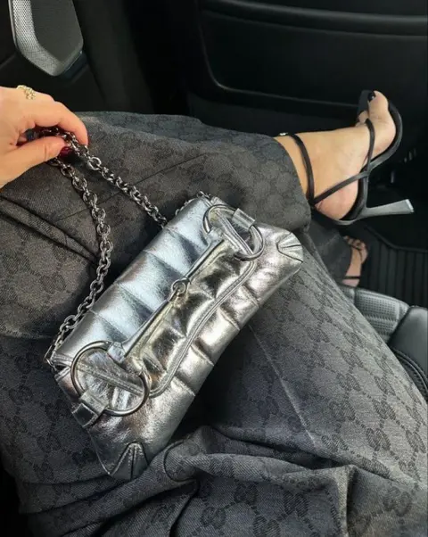 Gucci GG Horsebit Chain Shoulder Bag With OG Box & Dust Bag & 2 Belts & 1 Chain (Silver-727)