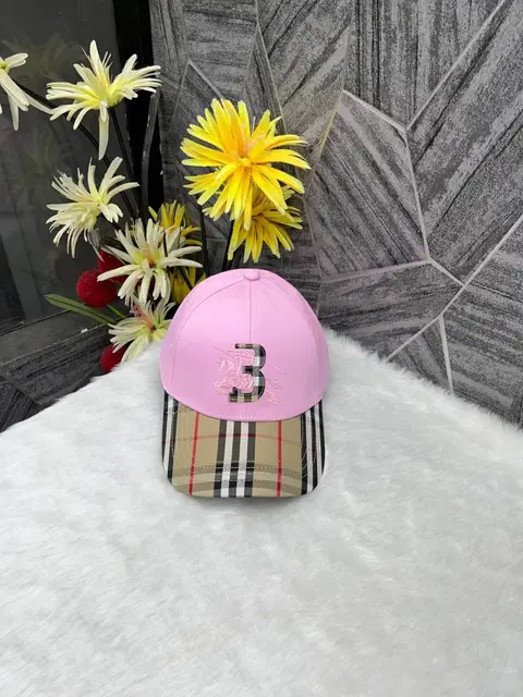 Burberry Equestrian Knight Half B Pink Premium Unisex Cap With Safety Box