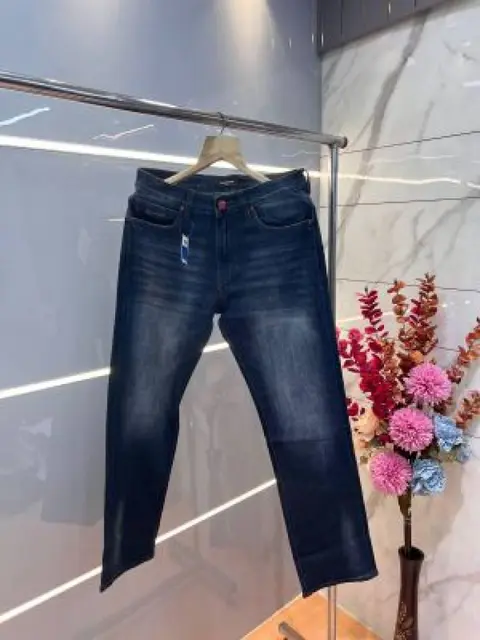 Balmain Paris Blue Shade Premium Imported Stretchable Lycra Fabric Straight Fit Denim with Embroidered Logo Sale Offer 3072
