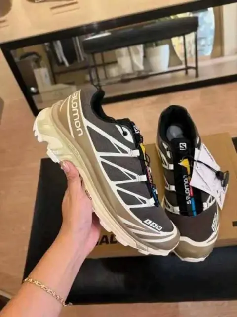Salomon XT-6 Kangaroo vanilla ice brown 694