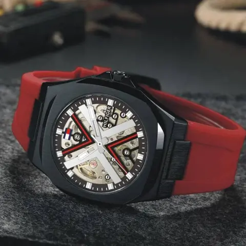 Tommy Hilfger Automatic 033