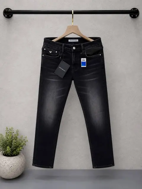 Prada Black Imported Lycra Slim Fit Ankle Lenght Denim with Metal Logo 3062