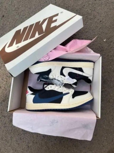 Air Jordan 1 X Low Travis scott Navy semi ua