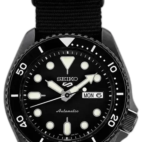 Seiko 5 Sports SRPD79K1 Black - dial close-up