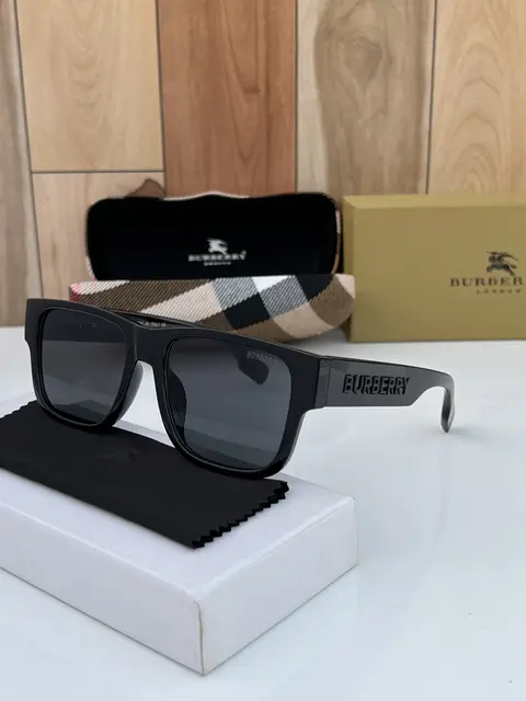 Burberry wayfero full black