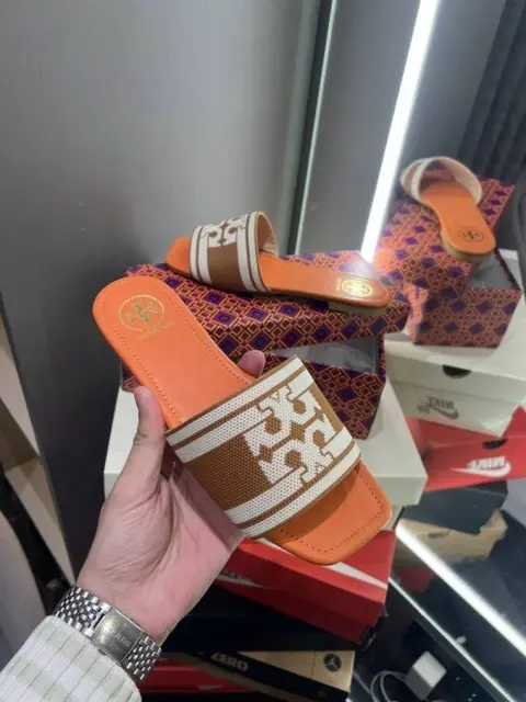 Tory1042 Burch Double T Slide With OG Box & Dust Bag (Orange - 1042)