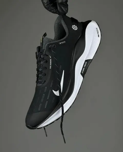 Nike Infinity Run 4 Gore Tex Black White 190