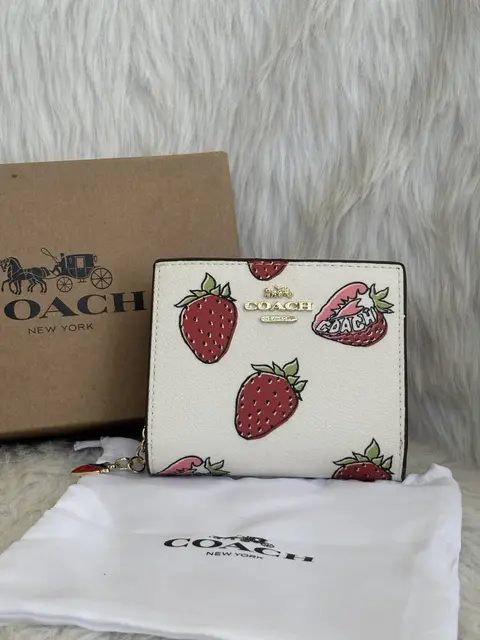 Coach Snap Wallet Strawberry Edition Coded With OriginalBox DustCover Tags