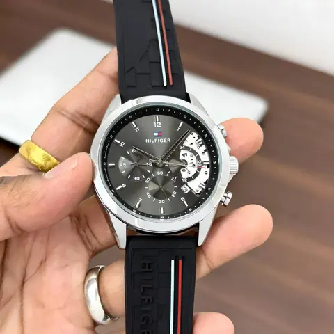 Tommy Hilfiger Baker
