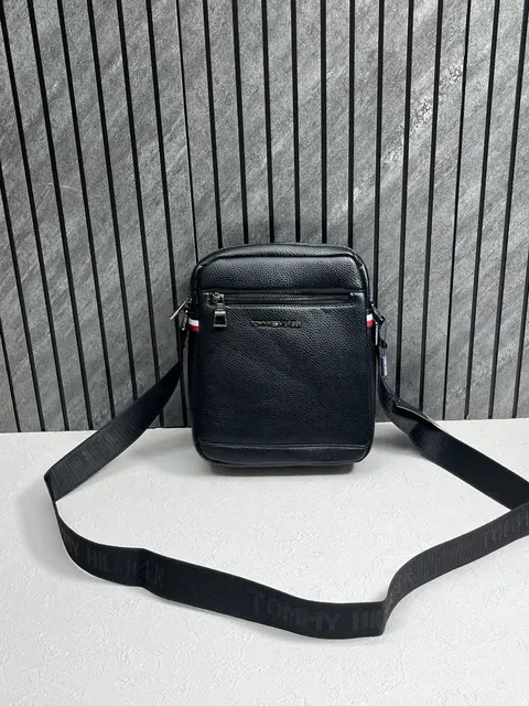 Tommy Hilfiger 02 Mens Crossbody Bag