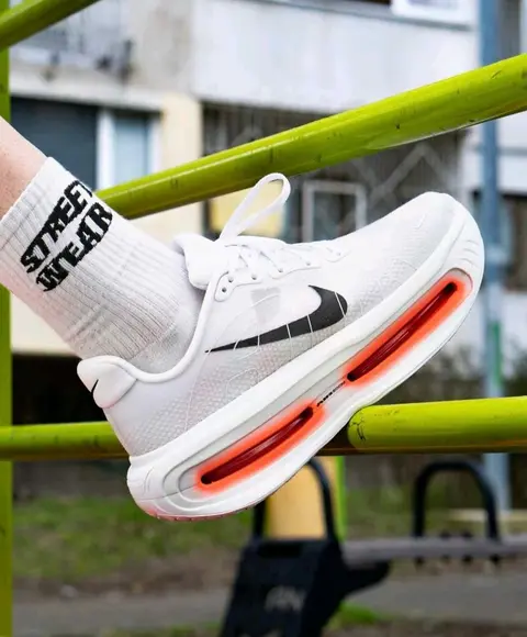 Nike Vomero Premium White Bright Crimson 2691