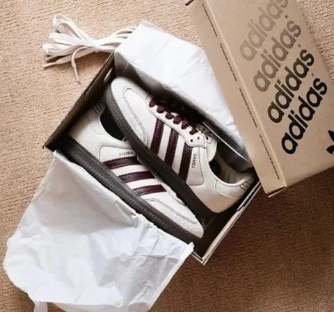 Adidas Samba OG Men s Wonder White Maroon