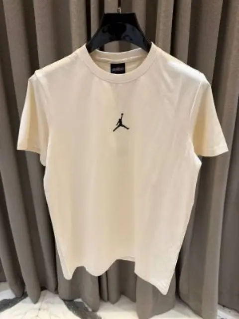 Jordan impoted primium T-shirt Cream
